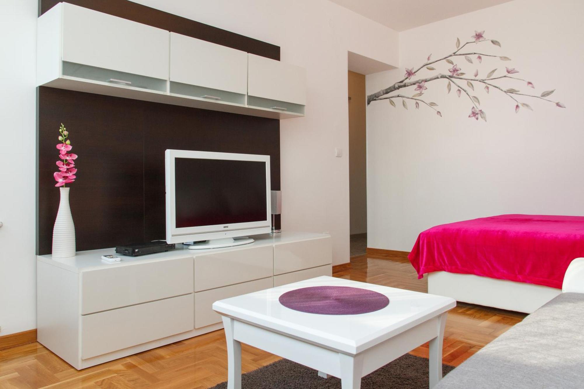 Stay In Apartments Belgrade Exterior photo