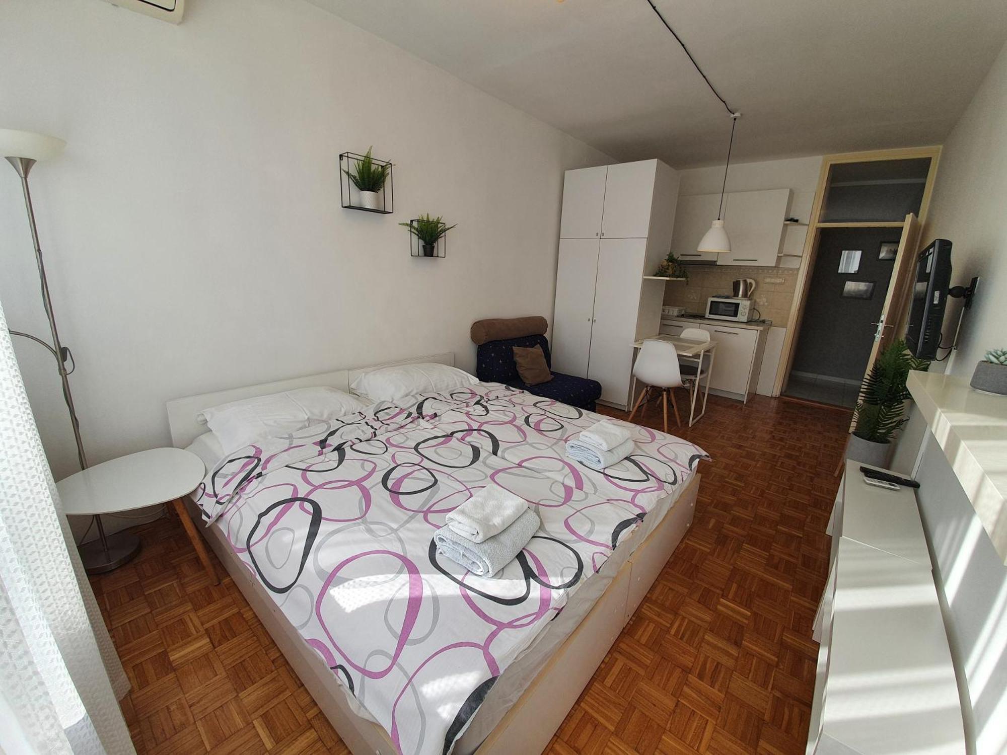 Stay In Apartments Belgrade Room photo